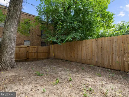 $385,000 | 505 Mosher Street, Baltimore, MD 21217