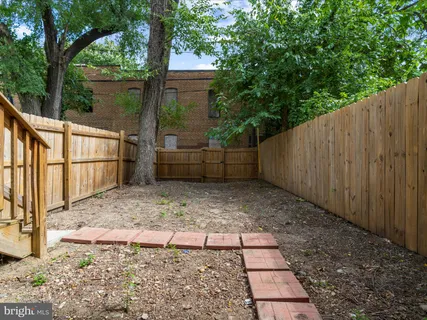 $385,000 | 505 Mosher Street, Baltimore, MD 21217