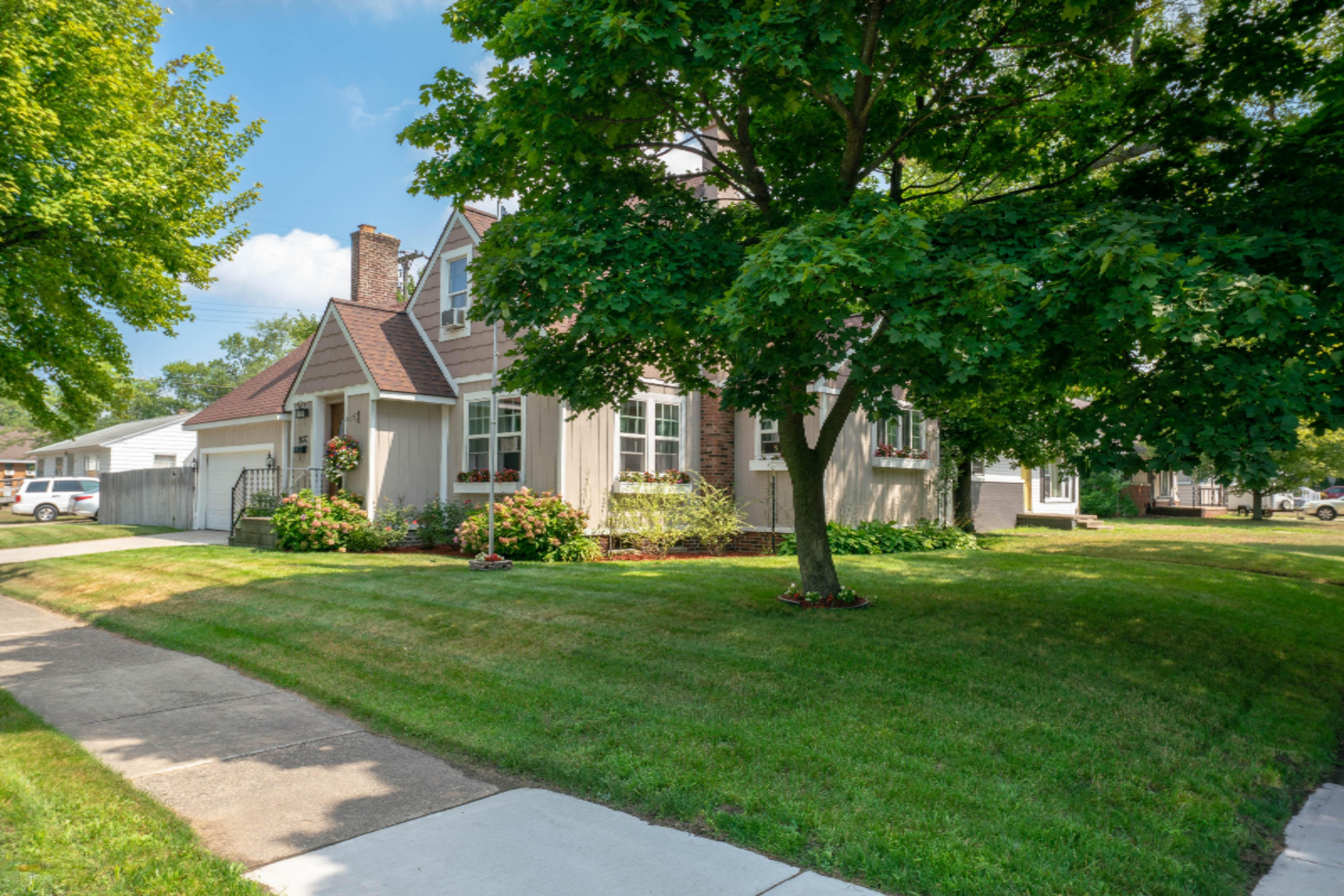 2830 Dawes Road Muskegon, MI 49441 - Photo 4 of 43 2830-Dawes-Road-37