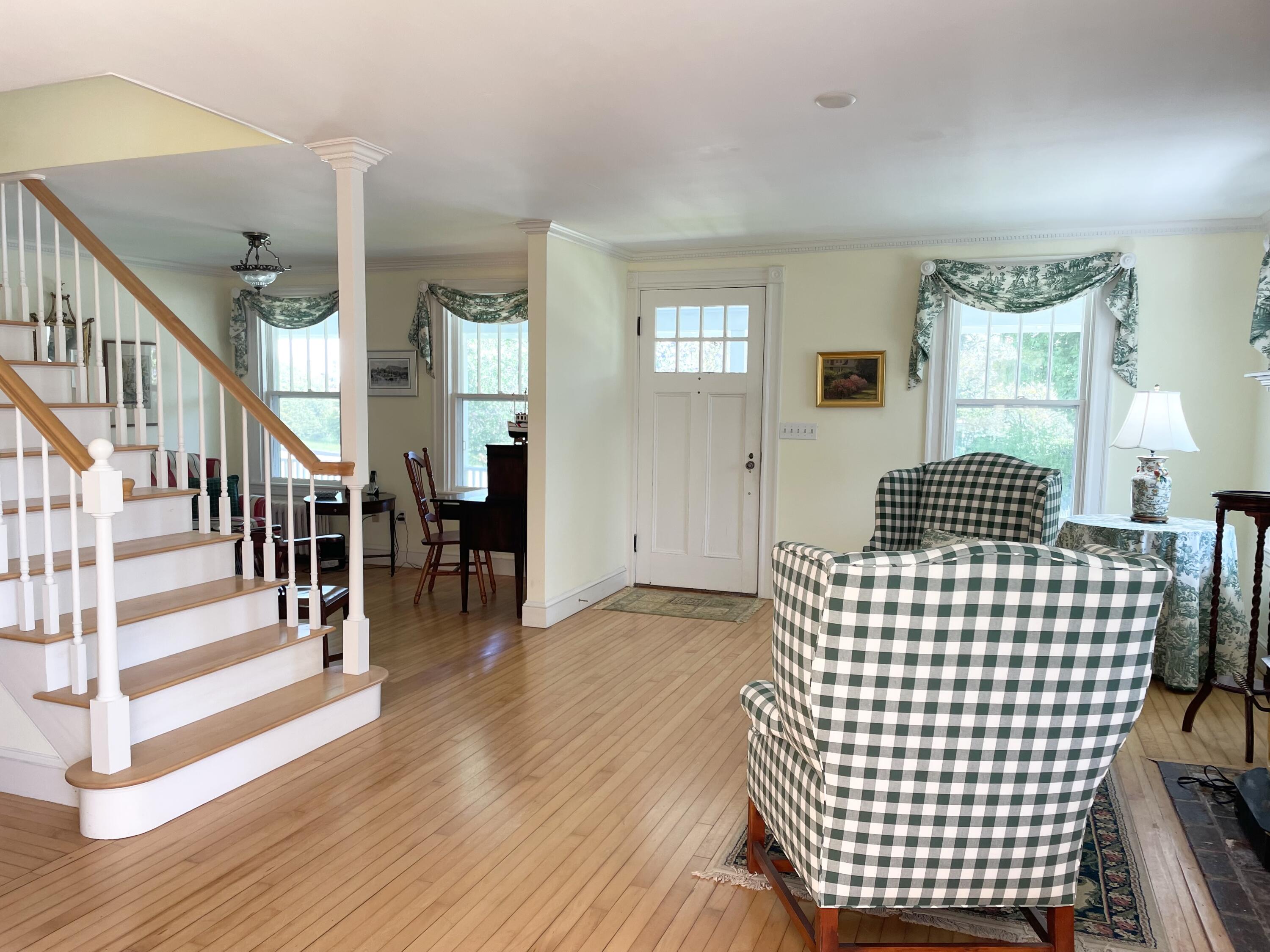 18 Green Street Castine, ME 04421 - Photo 5 of 38 IMG_9079