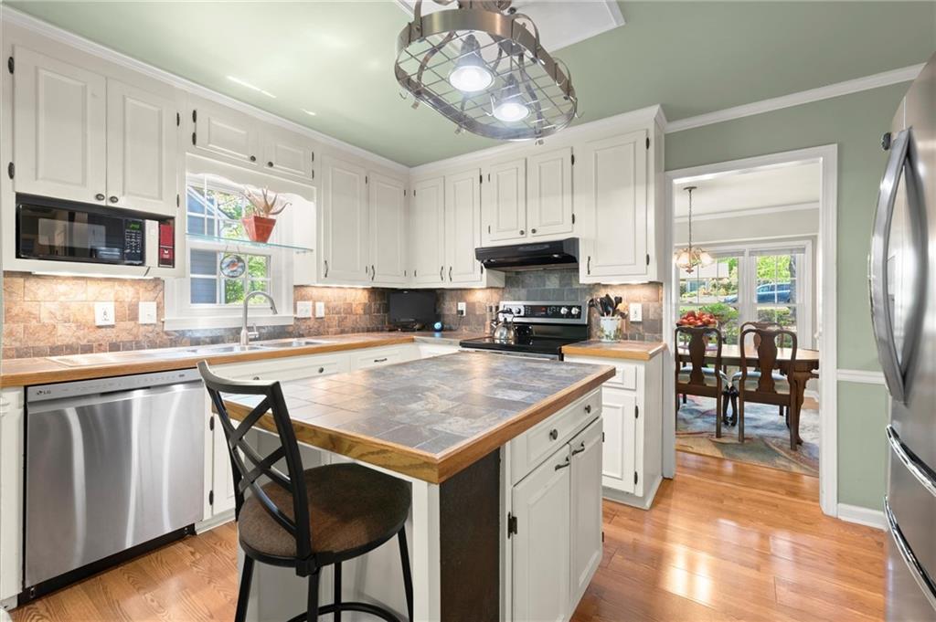 3666 Chestnut Ridge Court Marietta, GA 30062 - Photo 13 of 56