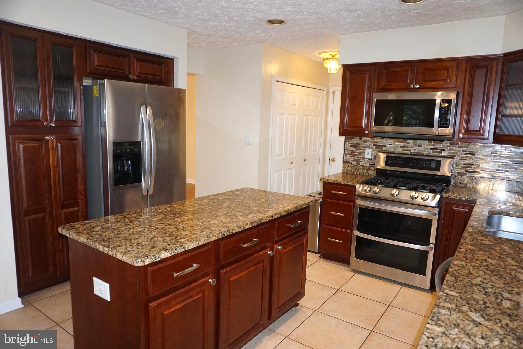 6141 Golden Bell Way Columbia, MD 21045 - Photo 12 of 74