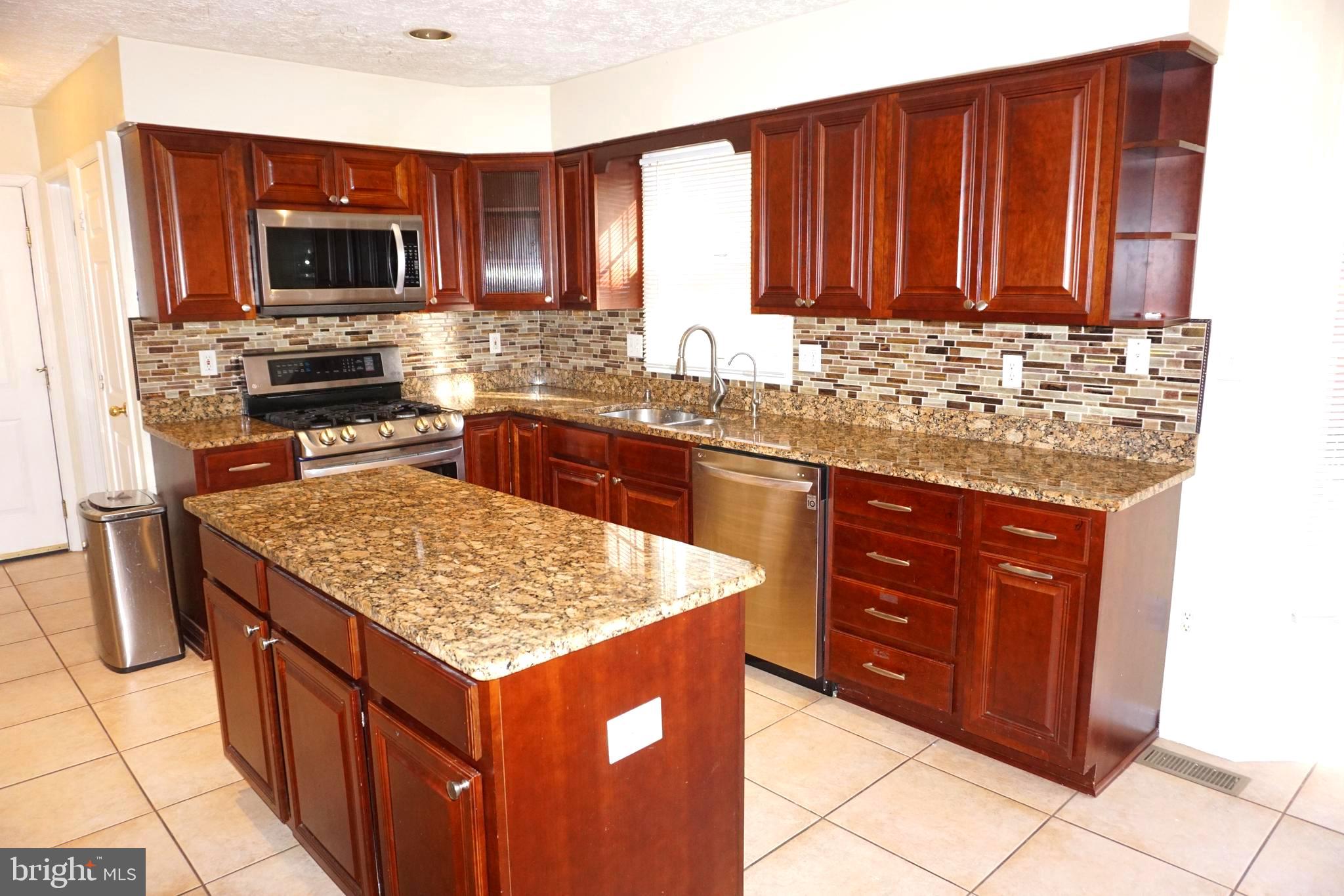 6141 Golden Bell Way Columbia, MD 21045 - Photo 14 of 74