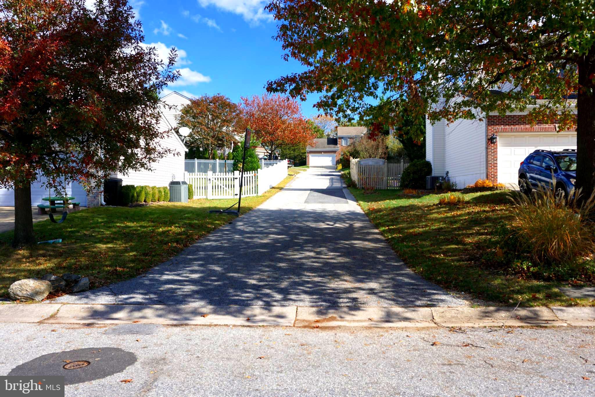 6141 Golden Bell Way Columbia, MD 21045 - Photo 2 of 74 DriveWay Entrance