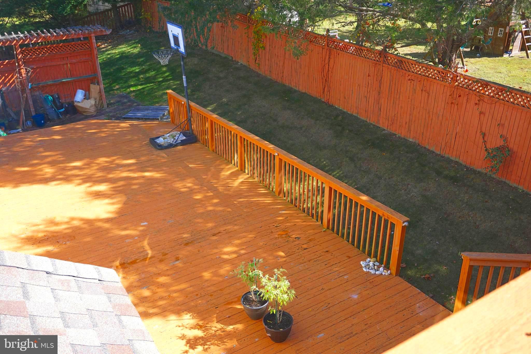 6141 Golden Bell Way Columbia, MD 21045 - Photo 37 of 74 Long Deck with Long Fence