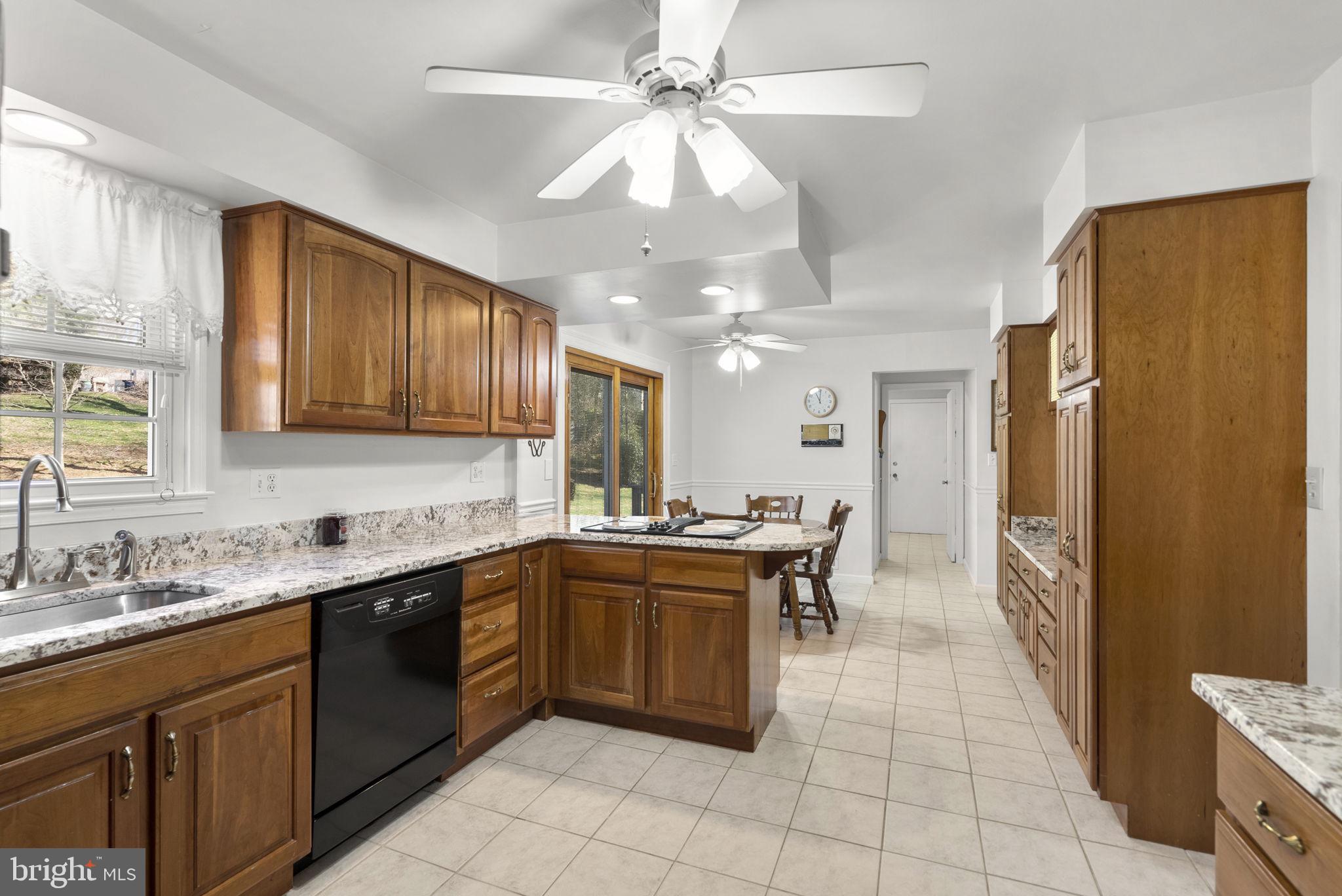 4 Ansted Court Silver Spring, MD 20905 - Photo 11 of 68