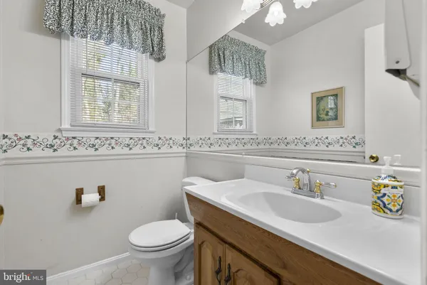 $779,000 | 4 Ansted Court, Silver Spring, MD 20905