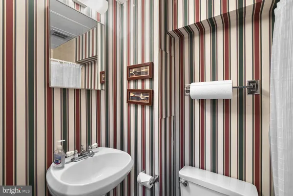 $765,000 | 4 Ansted Court, Silver Spring, MD 20905