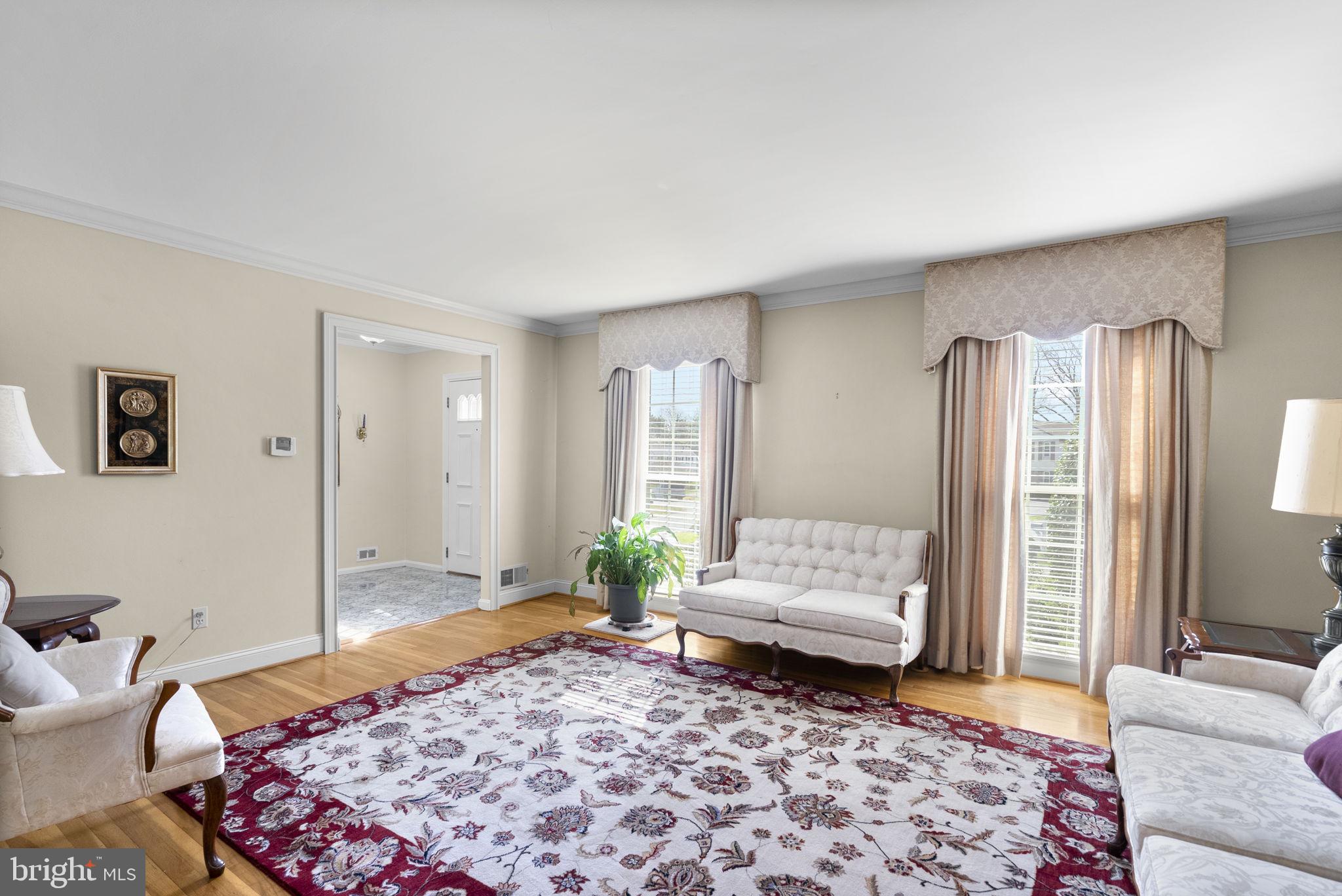 4 Ansted Court Silver Spring, MD 20905 - Photo 8 of 68