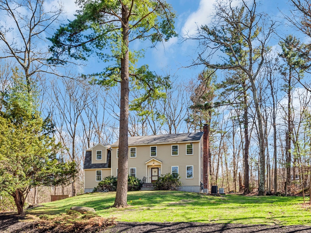 29 Brady Loop Andover, MA 01810 - Photo 1 of 40 Gallery Image 1