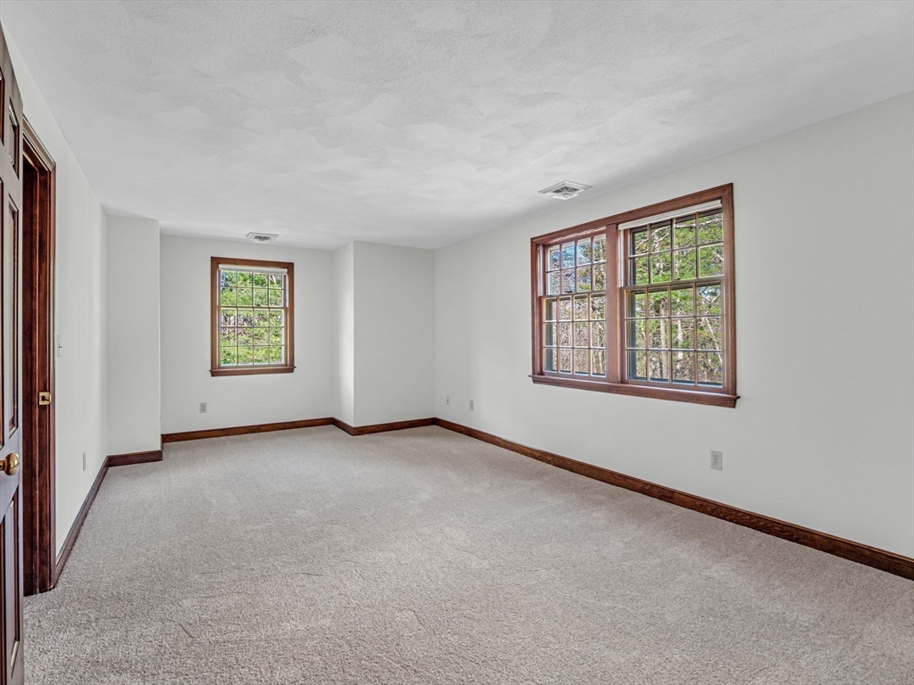 29 Brady Loop Andover, MA 01810 - Photo 33 of 40 Gallery Image 33