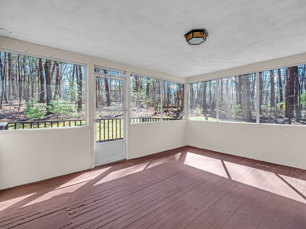 29 Brady Loop Andover, MA 01810 - Photo 35 of 40 Gallery Image 35