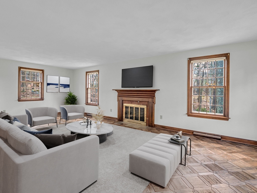 29 Brady Loop Andover, MA 01810 - Photo 6 of 40 Gallery Image 6
