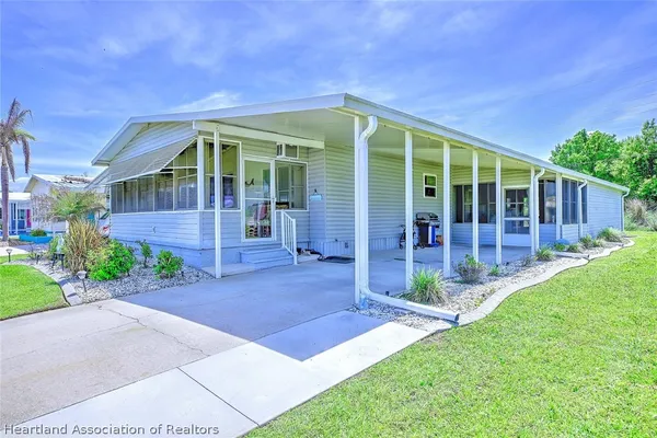 $185,900 | 1532 Caribbean Road, Sebring, FL 33870