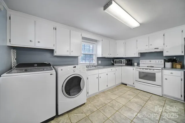 $215,000 | 5573 Main Street, Fort Lawn, SC 29714