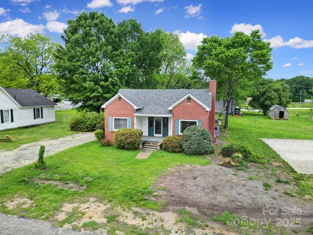 $215,000 | 5573 Main Street, Fort Lawn, SC 29714
