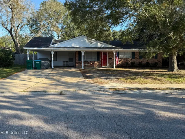 $1,800 | 2507 Middlecoff Drive, Gulfport, MS 39507