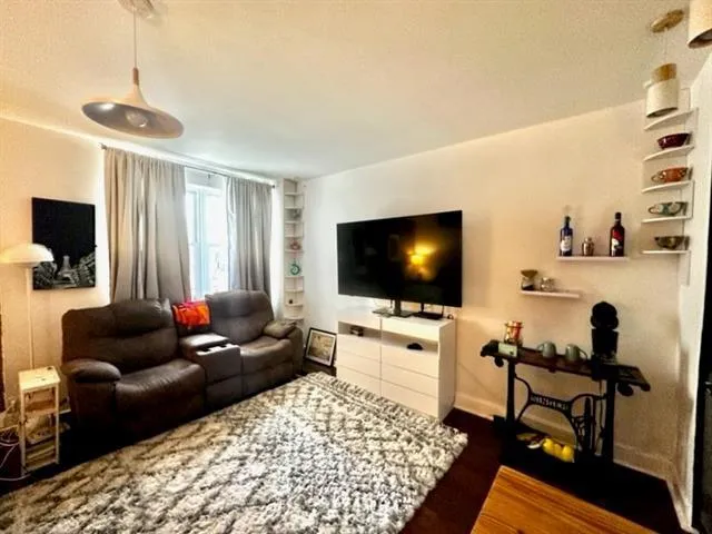 $1,200 | 1205 St Charles Avenue, Unit 208, New Orleans, LA 70130