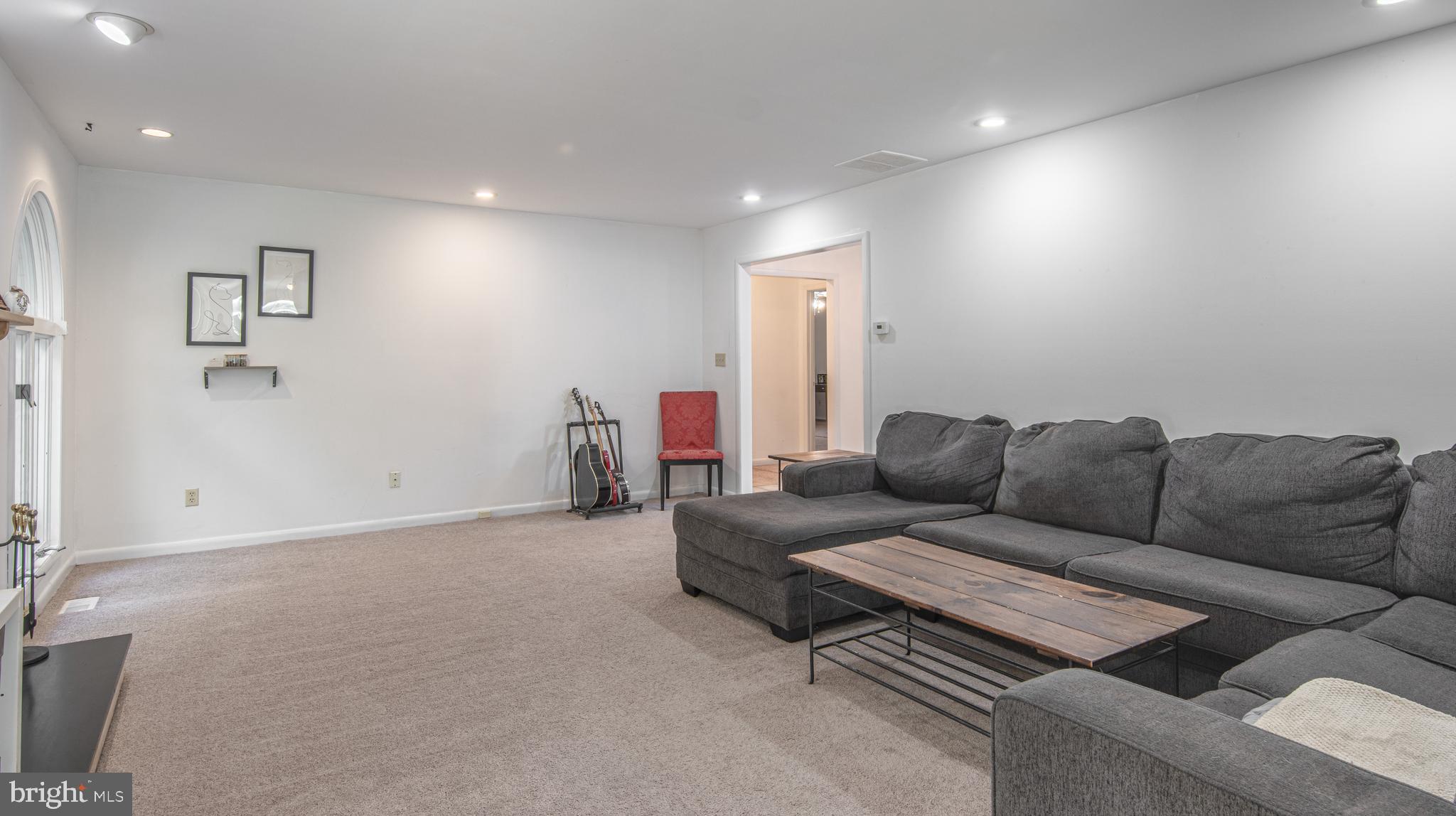 561 East Jimmie Leeds Road Absecon, NJ 08205 - Photo 8 of 20