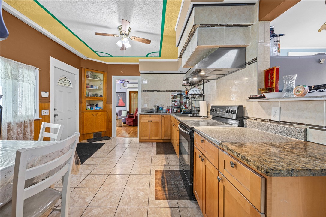 211 Wetmore Park Rochester, NY 14606 - Photo 9 of 28