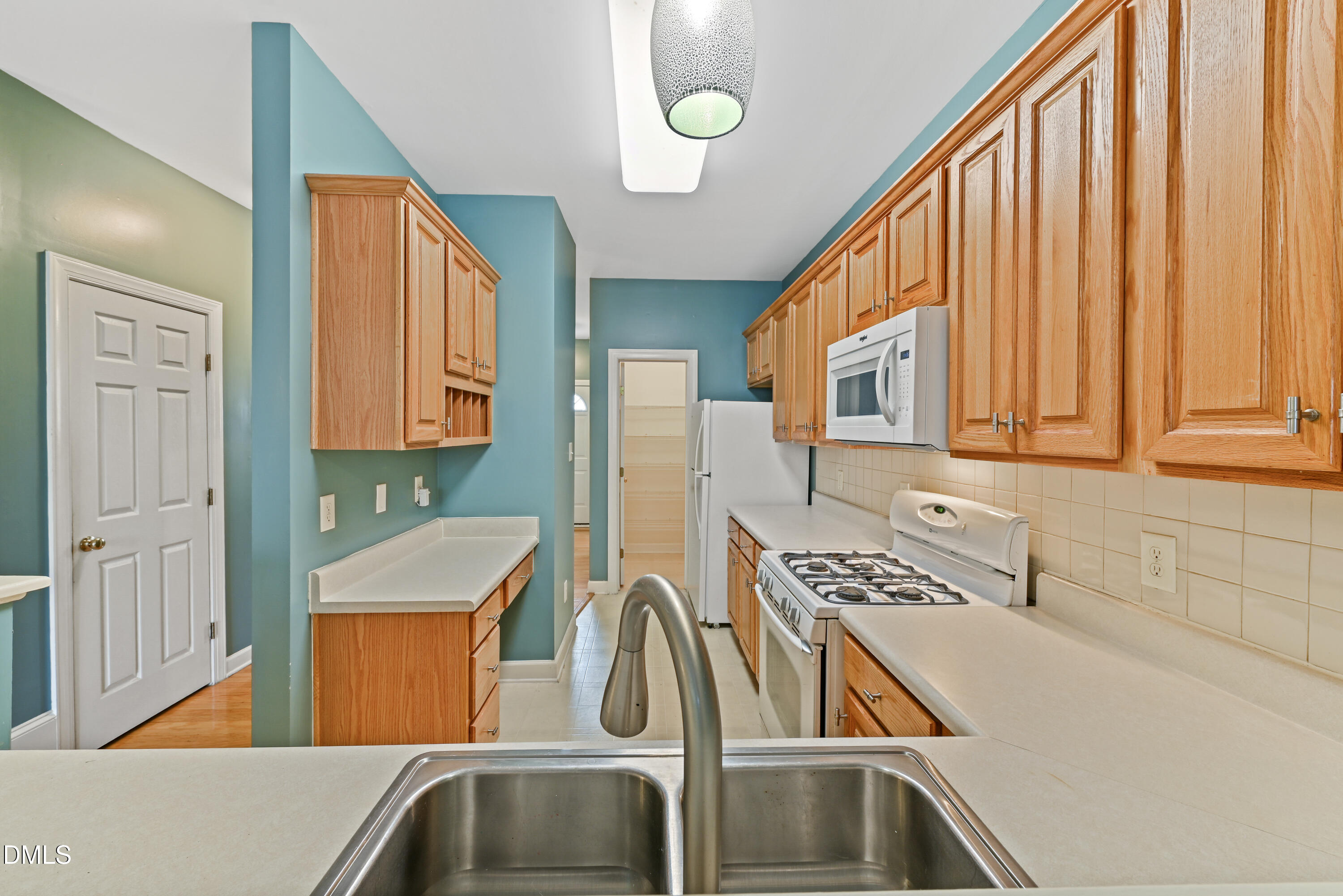 4664 Pooh Corner Drive Raleigh, NC 27616 - Photo 5 of 35 Kitchen