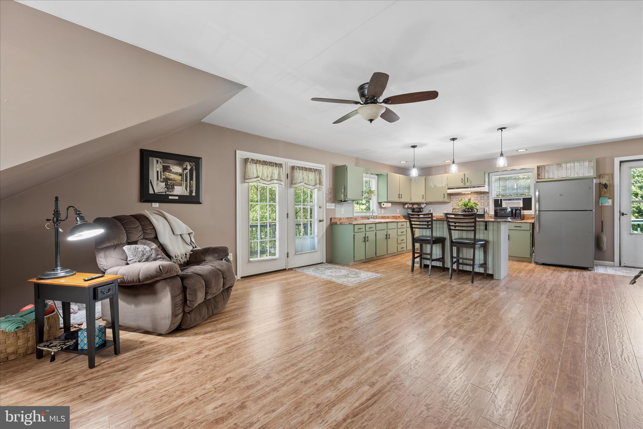 8354 Mountain Laurel Road Boonsboro, MD 21713 - Photo 36 of 91 Living Room