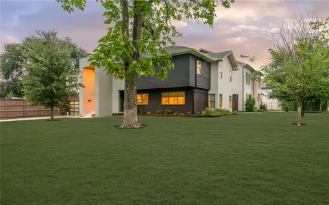 $1,599,000 | 9831 Lakemont Drive, Dallas, TX 75220