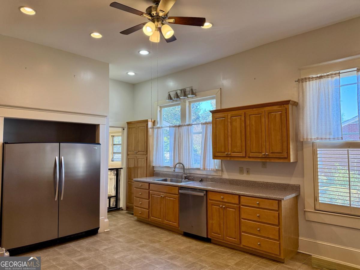 308 Church Street Vienna, GA 31092 - Photo 14 of 47