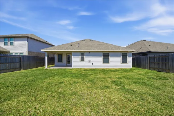 $2,500 | 14226 Overbrook Willow Way, Rosharon, TX 77583