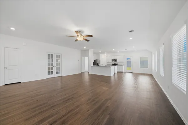 $2,500 | 14226 Overbrook Willow Way, Rosharon, TX 77583