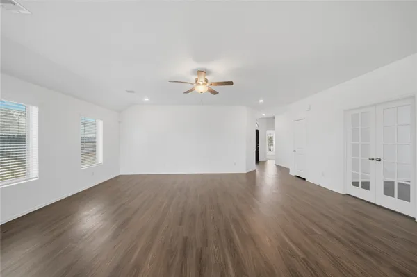 $2,500 | 14226 Overbrook Willow Way, Rosharon, TX 77583