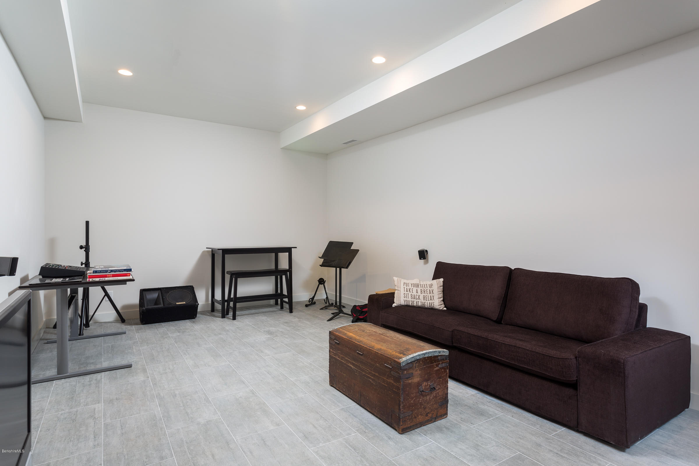 317 Long Pond Road Great Barrington, MA 01230 - Photo 17 of 20 MEDIA/FAMILY