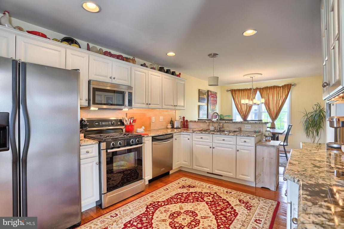 740 Wallingford Road Lititz, PA 17543 - Photo 12 of 38