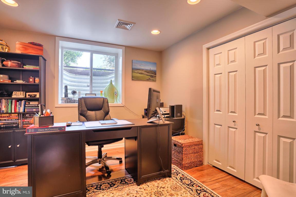 740 Wallingford Road Lititz, PA 17543 - Photo 28 of 38