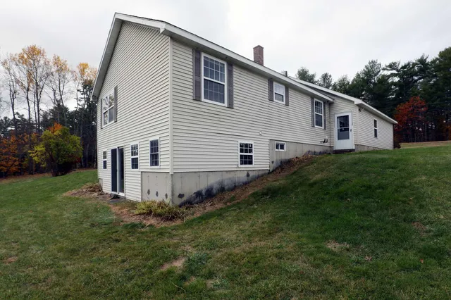 $395,000 | 283 Church Road, Readfield, ME 04355