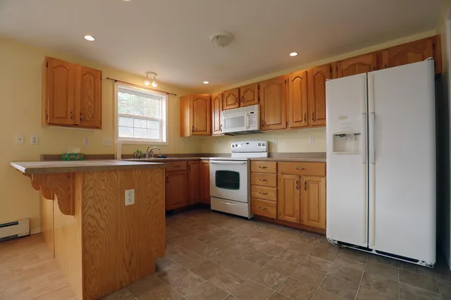 $395,000 | 283 Church Road, Readfield, ME 04355