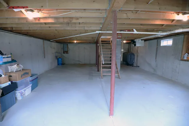 $395,000 | 283 Church Road, Readfield, ME 04355