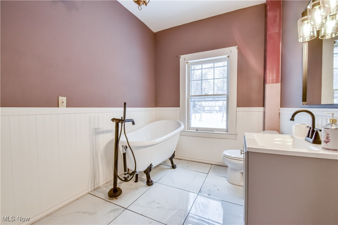 1478 Bennett Road Madison, OH 44057 - Photo 8 of 40