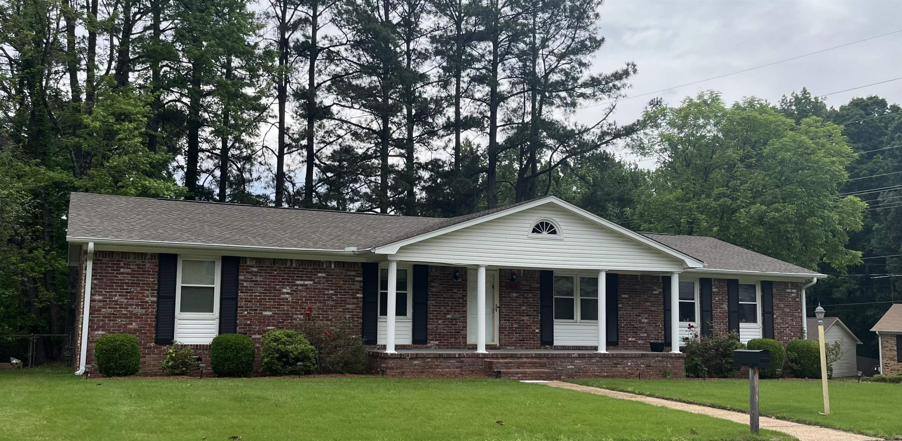 23 Ridgedale Drive Jackson, TN 38305 - Photo 2 of 22 Photo 2