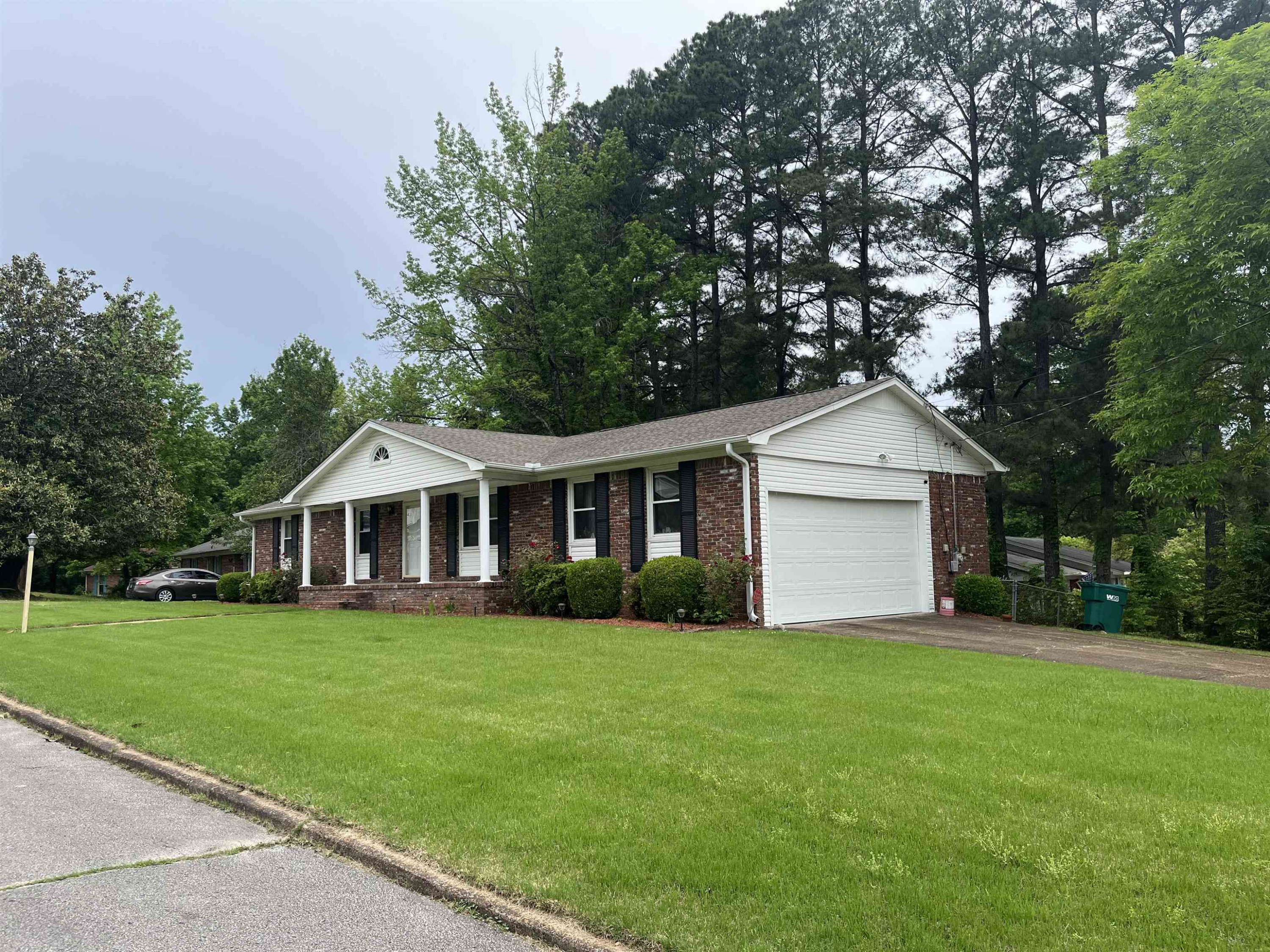 23 Ridgedale Drive Jackson, TN 38305 - Photo 3 of 22 Photo 3