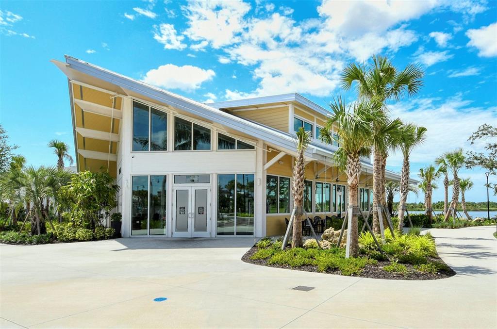 17160 Albatross Road Venice, FL 34293 - Photo 66 of 91 a front view of house with a garden