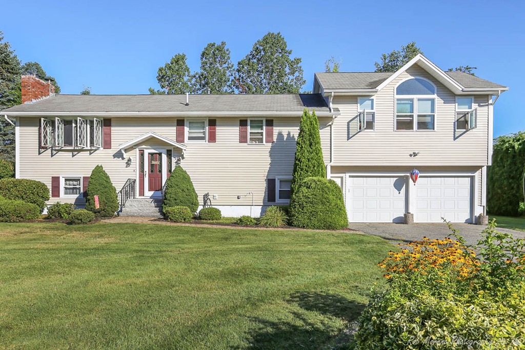 2 Deana Road Methuen, MA 01844 - Photo 2 of 30 Gallery Image 2