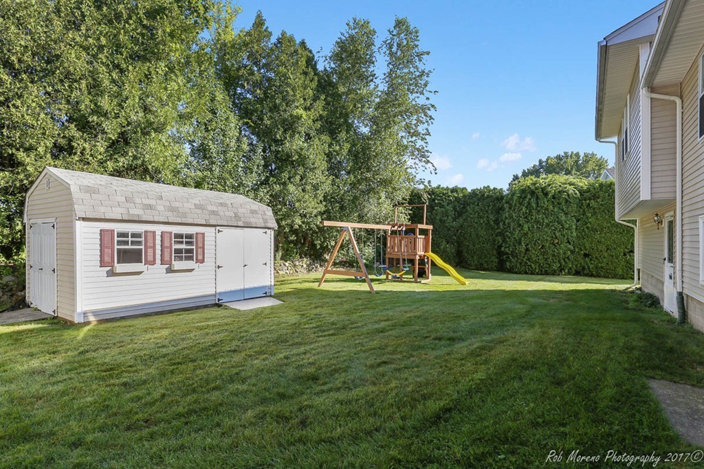 2 Deana Road Methuen, MA 01844 - Photo 4 of 30 Gallery Image 4