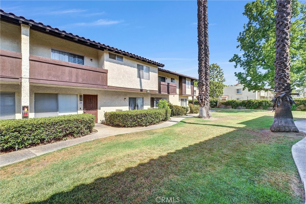 1077 South Santo Antonio Drive, Unit 39 Colton, CA 92324 - Photo 2 of 29