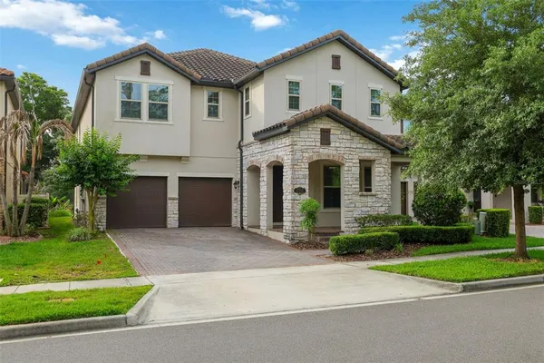 $950,000 | 8355 Torcello Isle Drive, Windermere, FL 34786