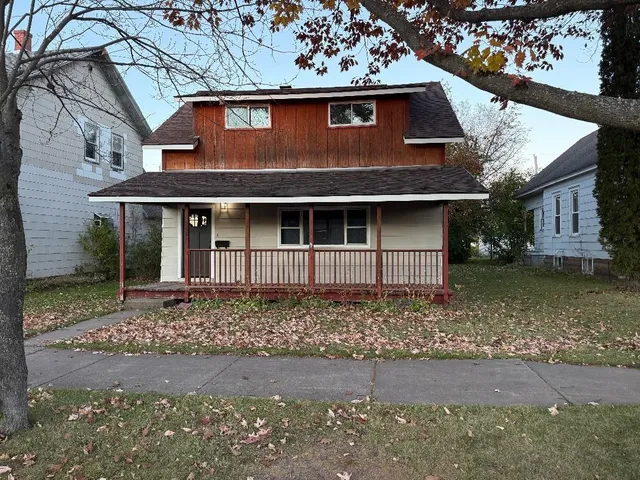 $175,900 | 1008 3rd Avenue West, Ashland, WI 54806