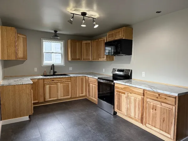 $168,000 | 1008 3rd Avenue West, Ashland, WI 54806