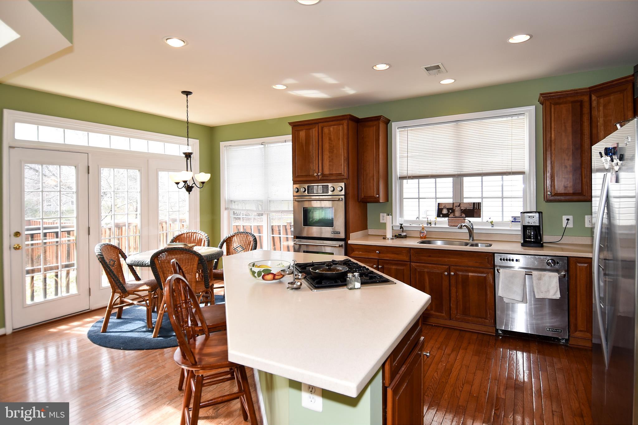 7512 Rio Grande Way Gainesville, VA 20155 - Photo 14 of 41 Gallery Image 14