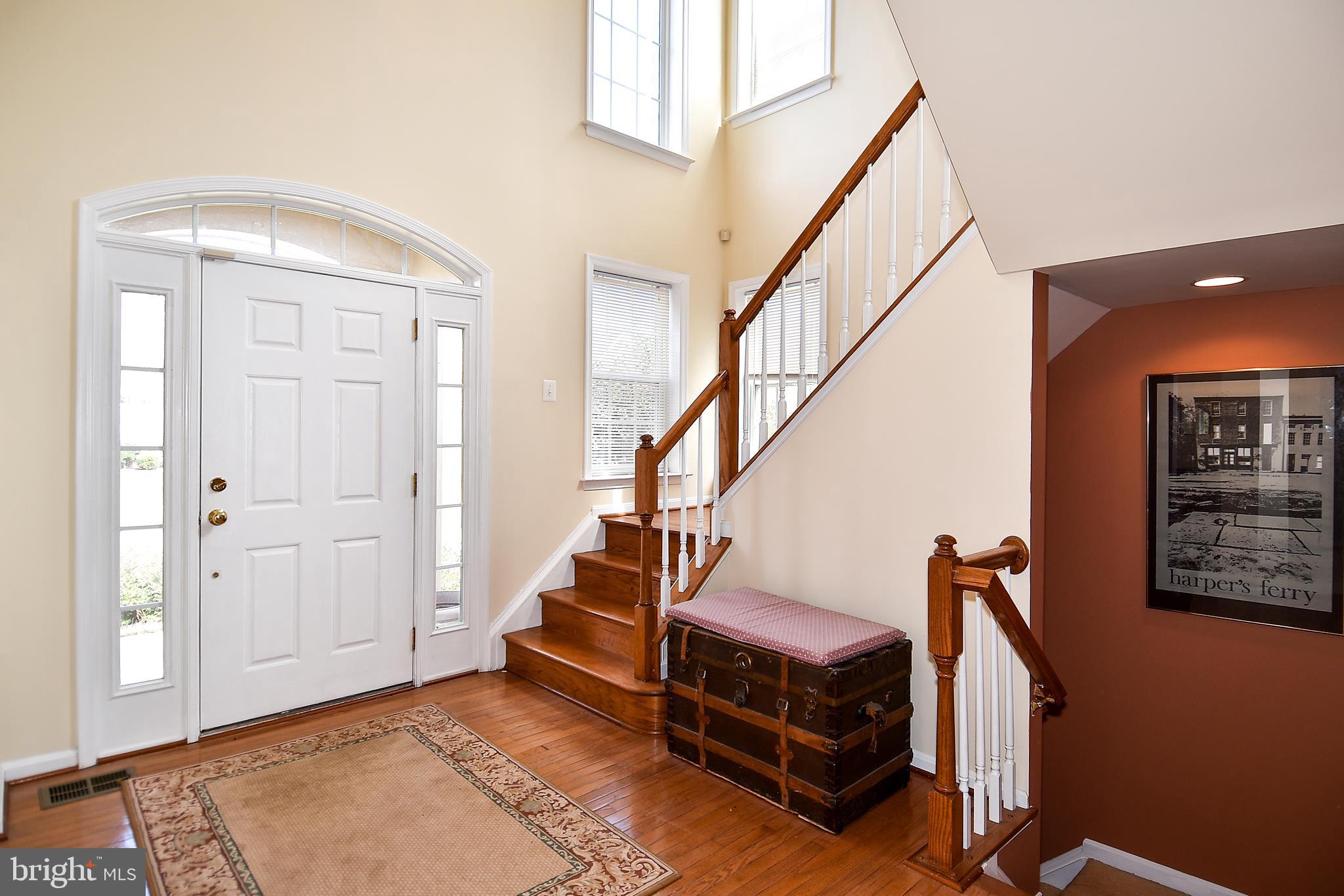 7512 Rio Grande Way Gainesville, VA 20155 - Photo 3 of 41 Gallery Image 3