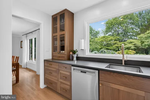 $1,775,000 | 6 Travilah Terrace, Potomac, MD 20854